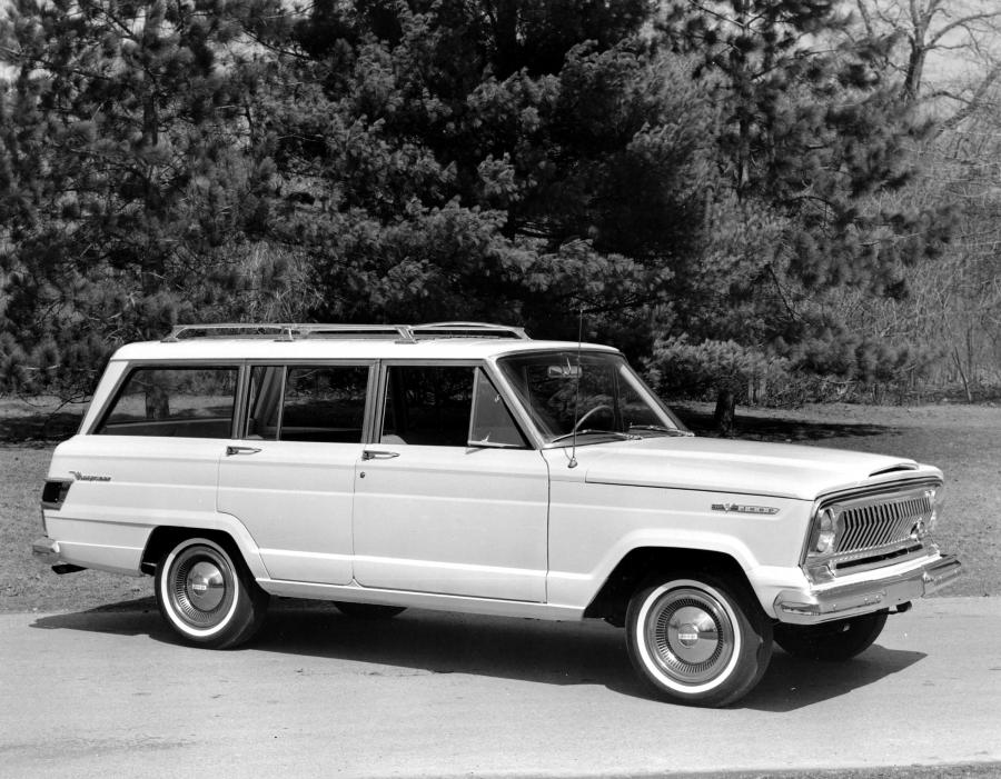 Jeep Wagoneer 1963 года  (фото 3 из 4)